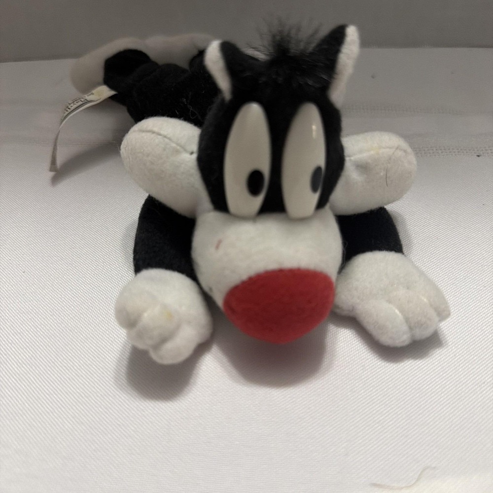 Vintage 1996 Looney Tunes Sylvester the Cat Plush Bean Bag Toy Play-By-Play 7.5"